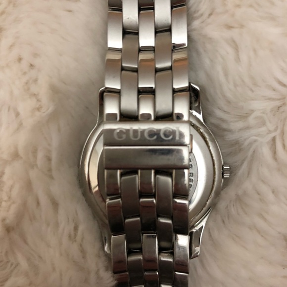 AUTHENTIC Men’s Gucci Watch - Picture 3 of 7